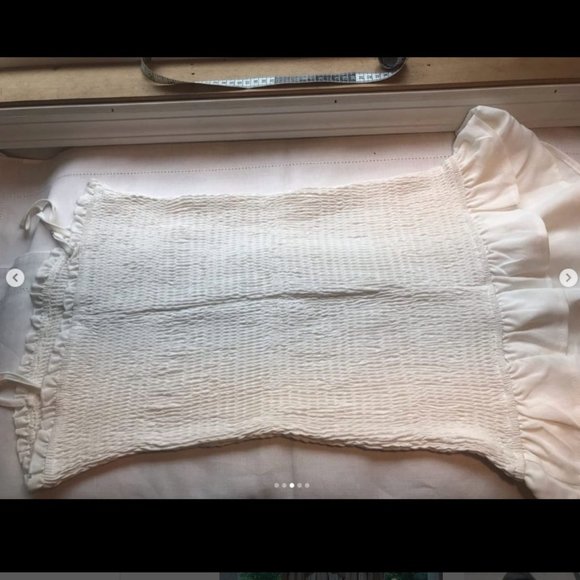 White Summer/Spring Dress Tight Fitting - Picture 3 of 5